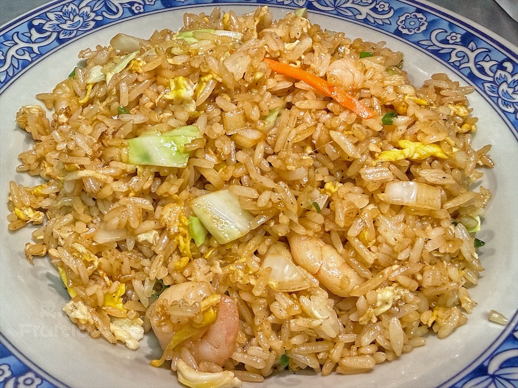 台中南區美食｜味興平價現炒：興大生私藏平價炒飯炒麵，免費冬瓜檸檬無限暢飲，萌貓陪吃 @果果愛Fruitlove