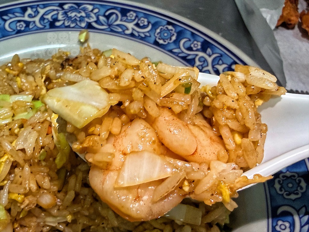 台中南區美食｜味興平價現炒：興大生私藏平價炒飯炒麵，免費冬瓜檸檬無限暢飲，萌貓陪吃 @果果愛Fruitlove