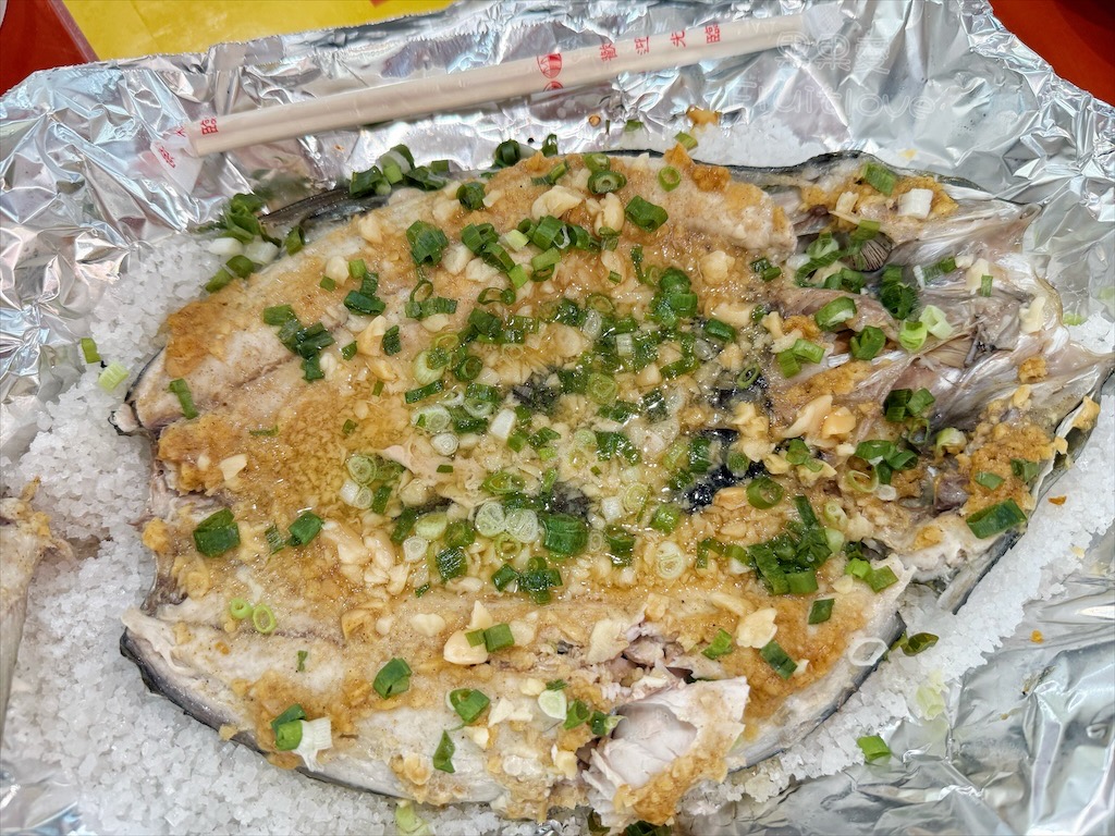台南北門｜阿宗美食-虱目魚一夜干：井仔腳鹽田旁的美食小吃店，必吃招牌鹽焗虱目魚、虱目魚香腸與西瓜綿魚丸湯 @果果愛Fruitlove