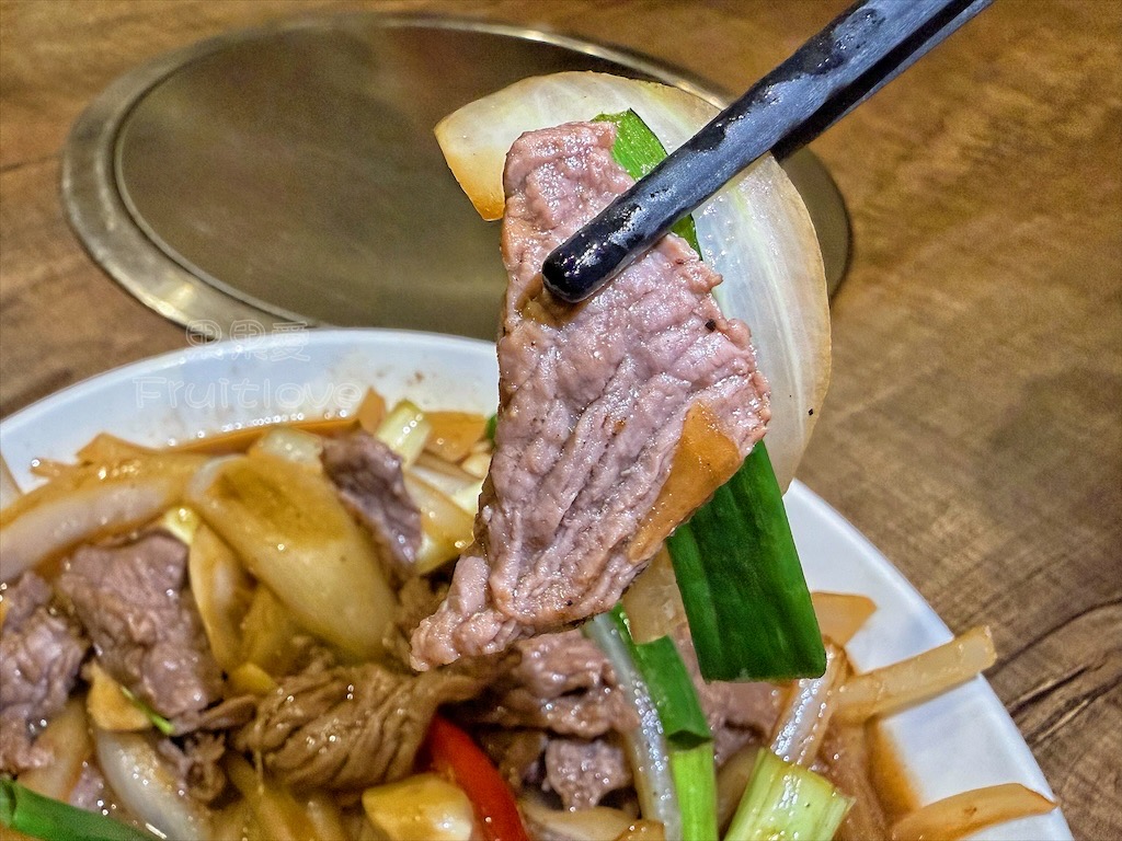 南投南崗担担麵：南崗工業區美食推薦，古早味担仔麵、大腸與鮮蚵滷肉飯、澎湃台式熱炒，不定時還有隱藏版私房菜 @果果愛Fruitlove