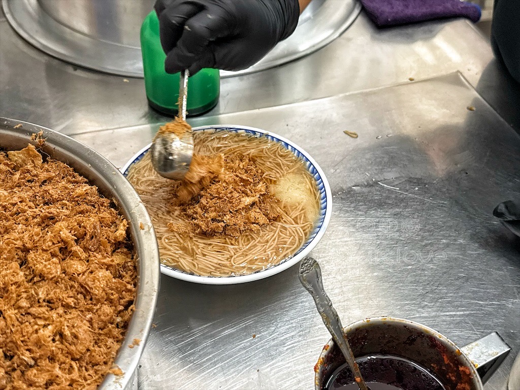 南投魚池早餐|順口味麵線:在地30年三代傳承麵線老店!必吃招牌蛋酥大腸、肉羹麵線,寵物友善 @果果愛Fruitlove 南投魚池早餐|順口味麵線:在地30年三代傳承麵線老店!必吃招牌蛋酥大腸、肉羹麵線,寵物友善 @果果愛Fruitlove