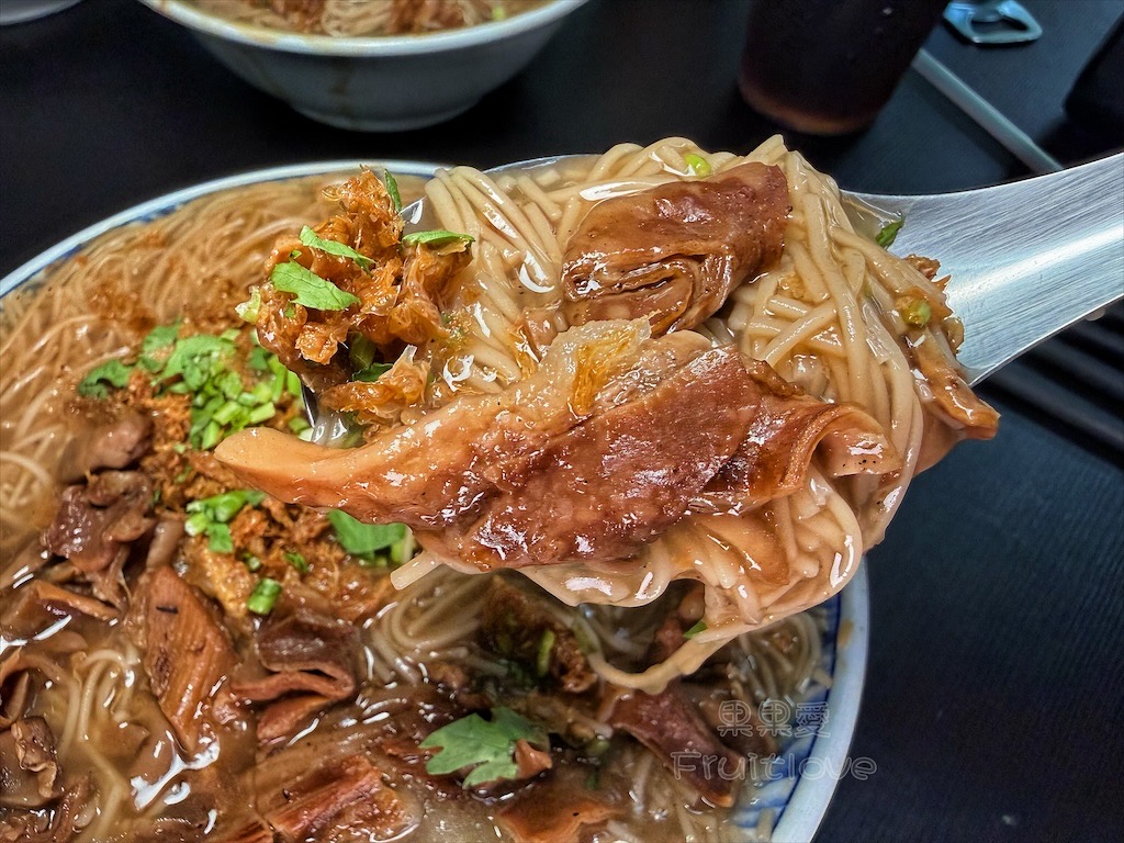 南投魚池早餐|順口味麵線:在地30年三代傳承麵線老店!必吃招牌蛋酥大腸、肉羹麵線,寵物友善 @果果愛Fruitlove 南投魚池早餐|順口味麵線:在地30年三代傳承麵線老店!必吃招牌蛋酥大腸、肉羹麵線,寵物友善 @果果愛Fruitlove