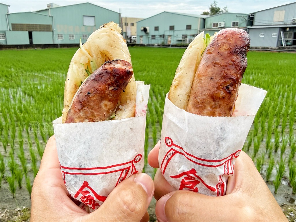 彰化阿姐香腸攤：無招牌在地超人氣炭烤大腸包小腸，銅板價50元古早味下午茶推薦 @果果愛Fruitlove