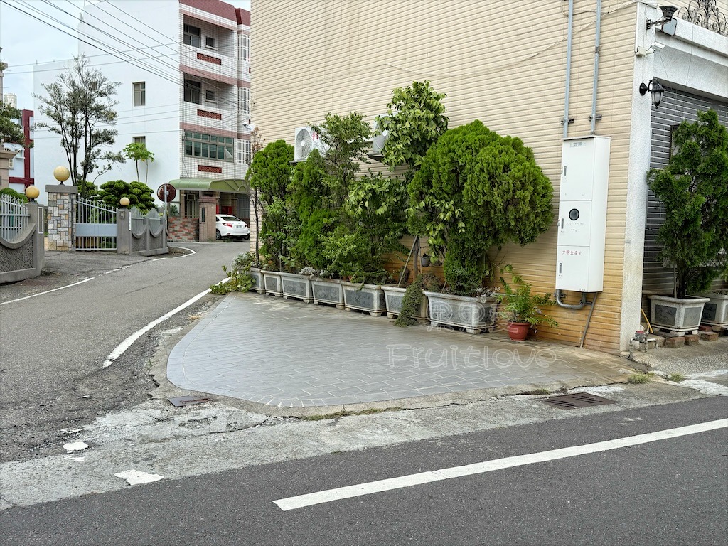 彰化鹿港｜悠嫻民宿：5分鐘到鹿港市區，鬧中取靜、免費停車、房間寬敞舒適，國旅補助合法民宿 @果果愛Fruitlove