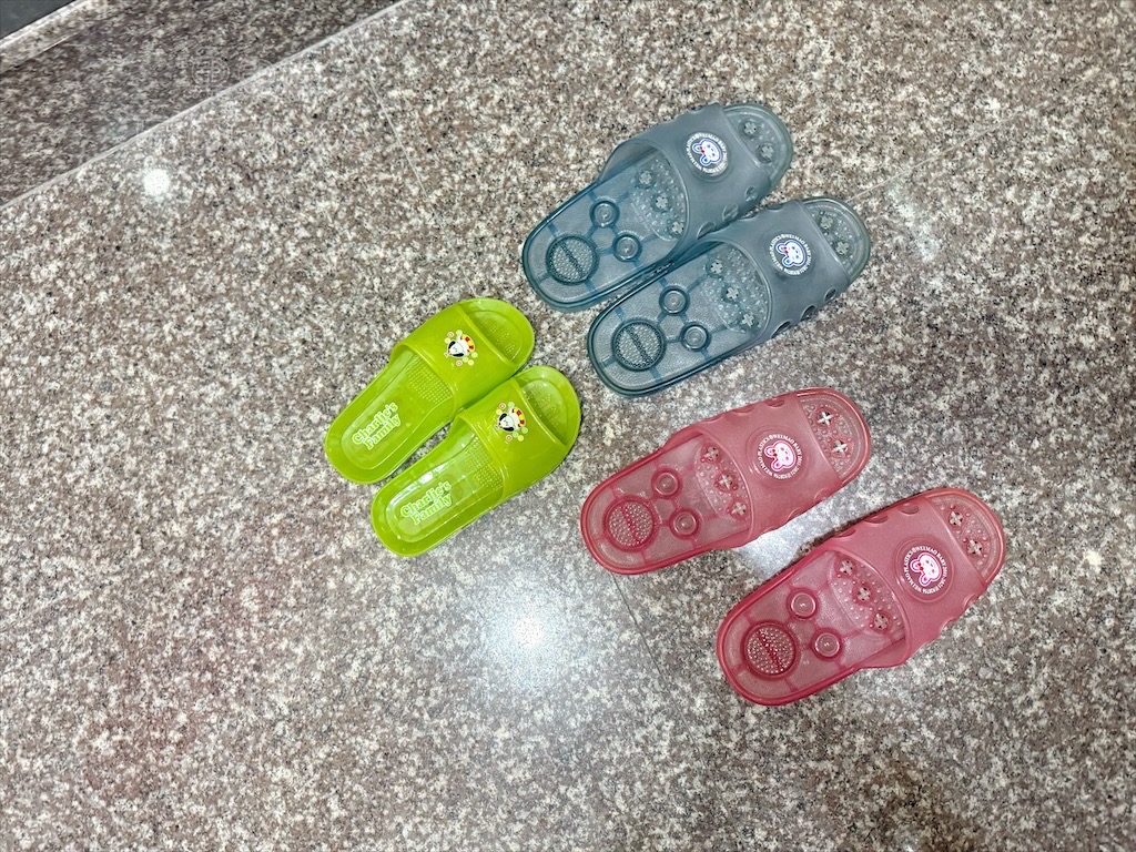 彰化鹿港｜悠嫻民宿：5分鐘到鹿港市區，鬧中取靜、免費停車、房間寬敞舒適，國旅補助合法民宿 @果果愛Fruitlove
