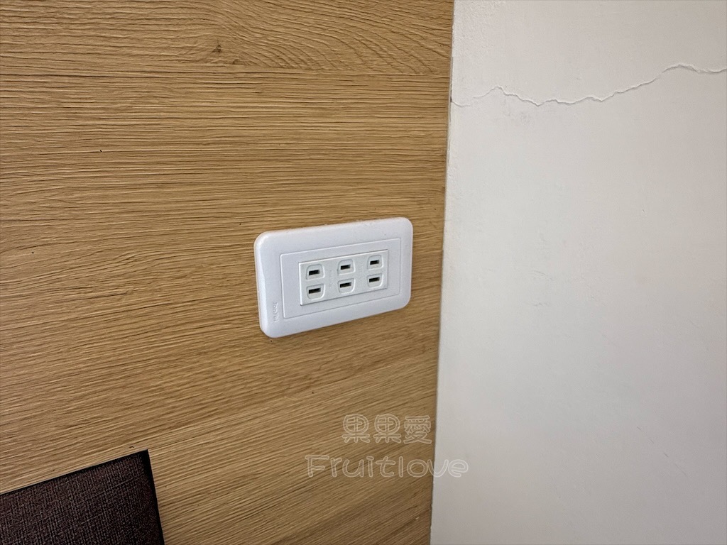 彰化鹿港｜悠嫻民宿：5分鐘到鹿港市區，鬧中取靜、免費停車、房間寬敞舒適，國旅補助合法民宿 @果果愛Fruitlove