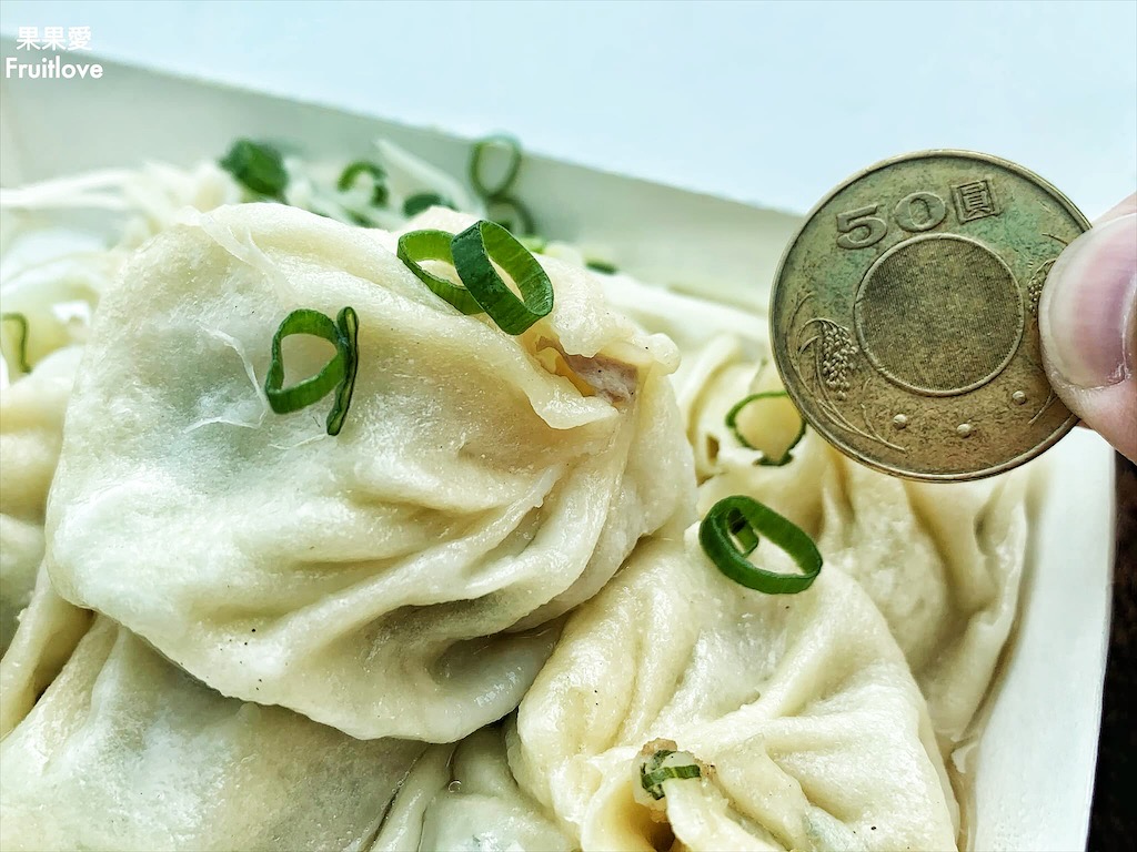 台中烏日｜宮太鮮小籠湯包：在地人氣美味湯包，湯汁滿溢、皮薄餡多，缺點就是排隊人潮太長 @果果愛Fruitlove