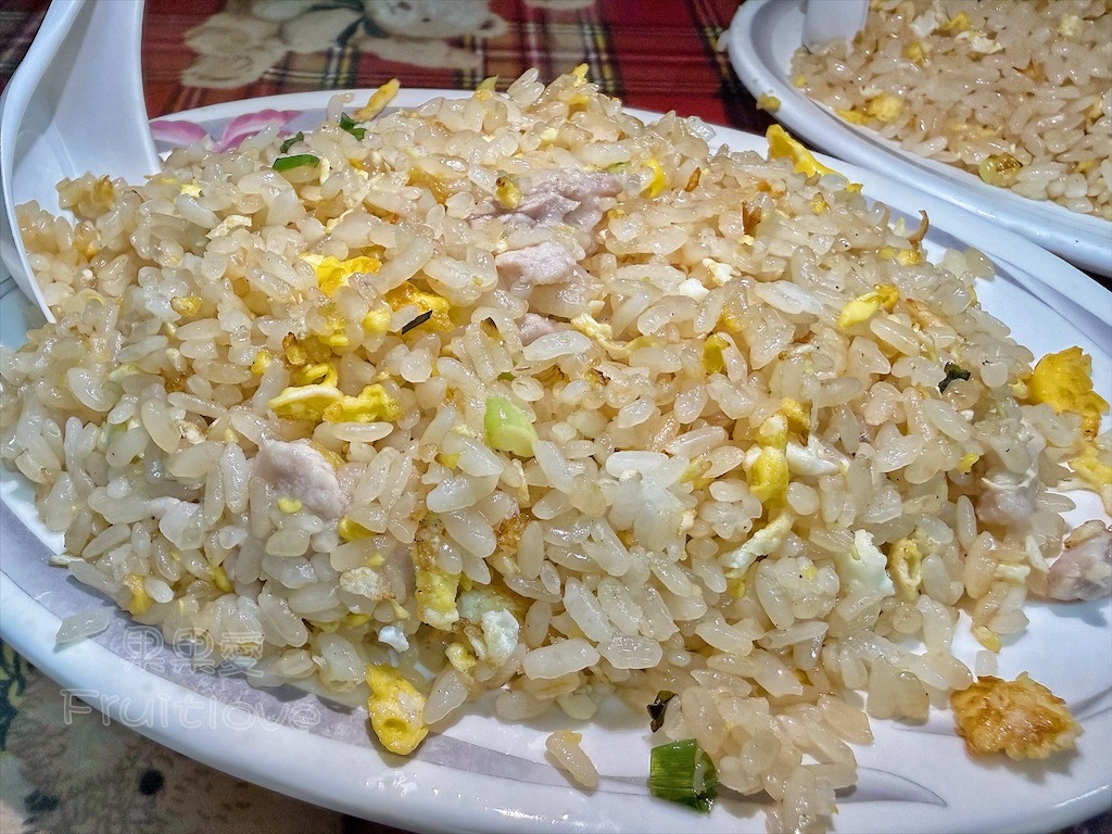 南投草屯｜白鳥餐飲店：在地老字號小吃店，全天候無休，炒飯、鹿港麵線糊平價又實在 @果果愛Fruitlove