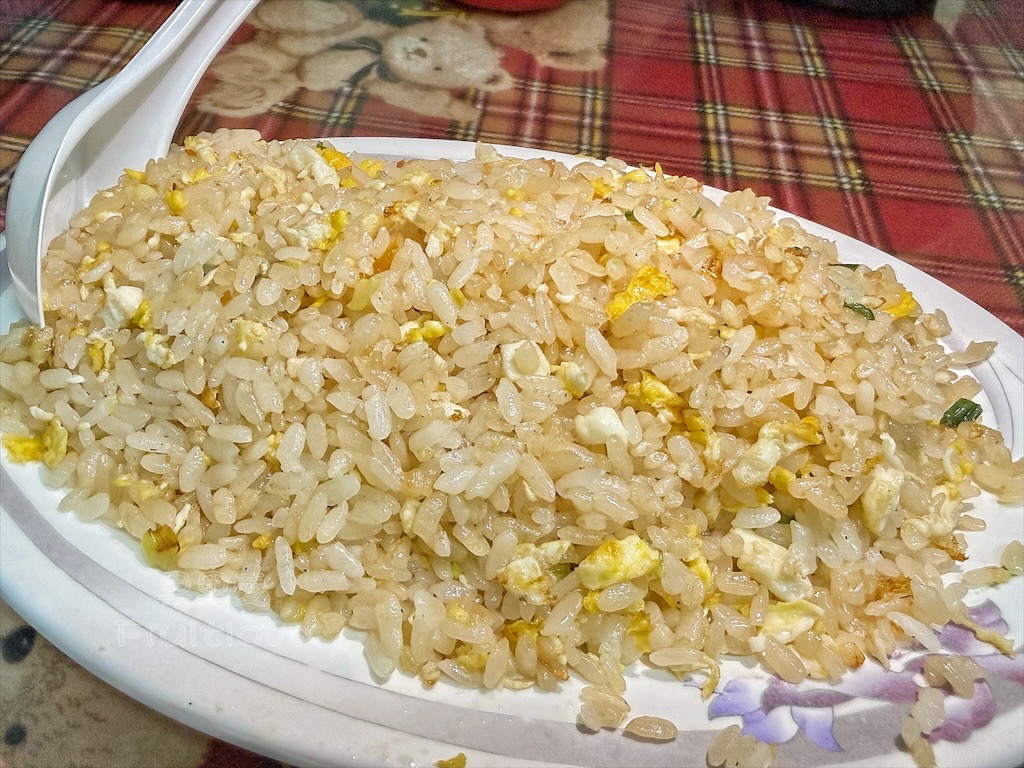 南投草屯｜白鳥餐飲店：在地老字號小吃店，全天候無休，炒飯、鹿港麵線糊平價又實在 @果果愛Fruitlove