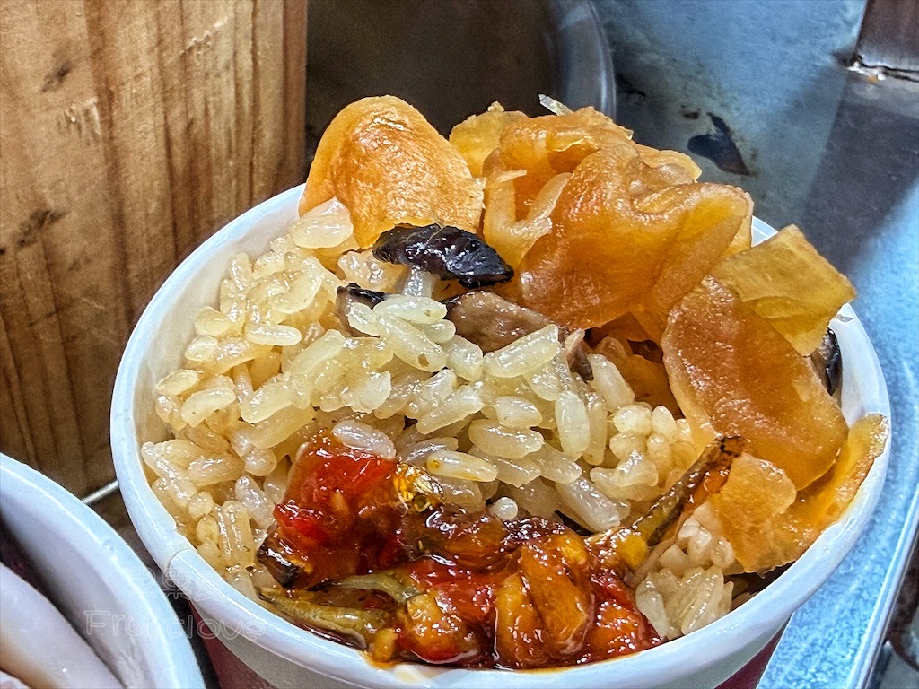 台中北區｜冠顗油飯：一中街古早味美食小吃推薦，必吃麻油酒香油飯與海鮮油飯！ @果果愛Fruitlove