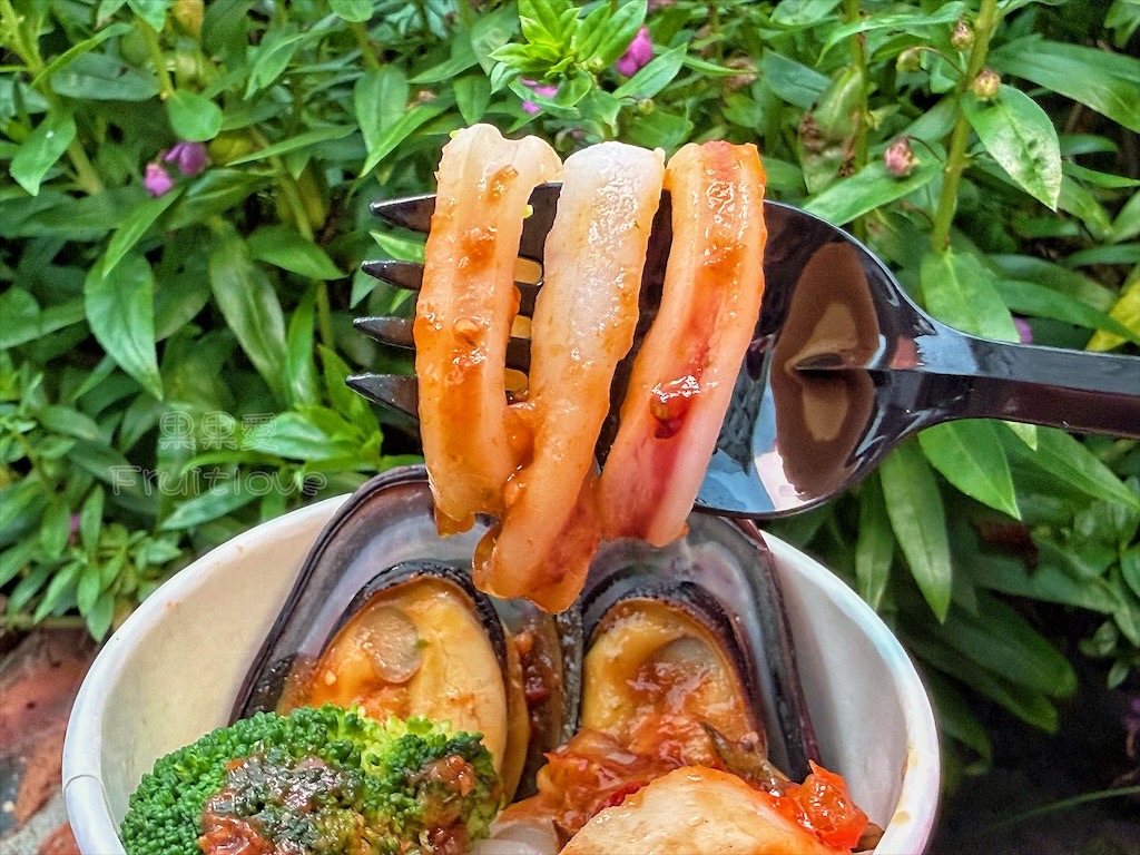 台中北區｜冠顗油飯：一中街古早味美食小吃推薦，必吃麻油酒香油飯與海鮮油飯！ @果果愛Fruitlove