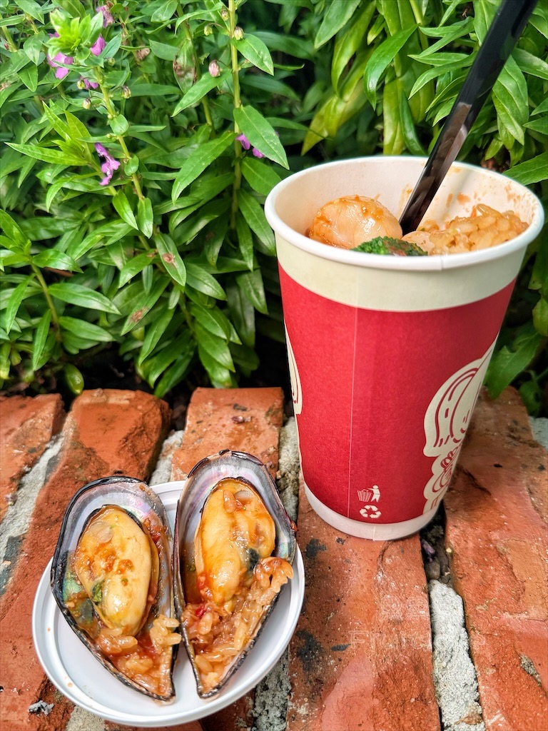 台中北區｜冠顗油飯：一中街古早味美食小吃推薦，必吃麻油酒香油飯與海鮮油飯！ @果果愛Fruitlove