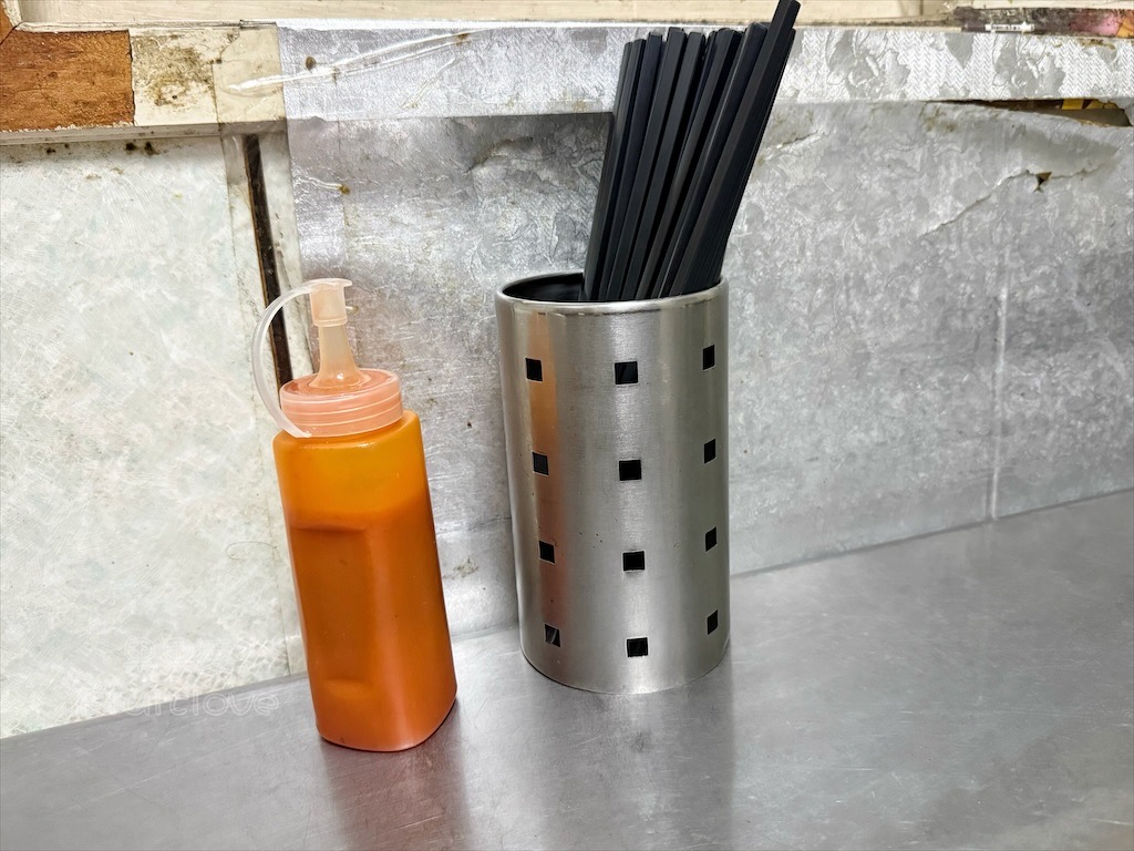 彰化鹿港｜筒仔米糕&當歸鴨麵線：沒招牌卻大排長龍的人氣小吃，筒仔米糕、當歸鴨麵線、鴨米血都很推薦 @果果愛Fruitlove