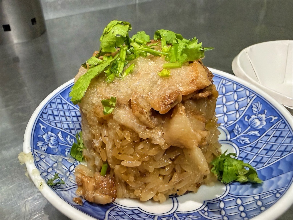 彰化鹿港｜筒仔米糕&當歸鴨麵線：沒招牌卻大排長龍的人氣小吃，筒仔米糕、當歸鴨麵線、鴨米血都很推薦 @果果愛Fruitlove