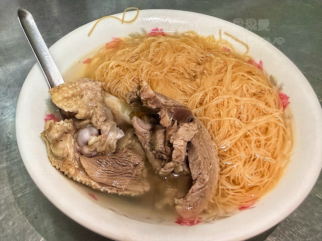 彰化鹿港｜筒仔米糕&當歸鴨麵線：沒招牌卻大排長龍的人氣小吃，筒仔米糕、當歸鴨麵線、鴨米血都很推薦 @果果愛Fruitlove
