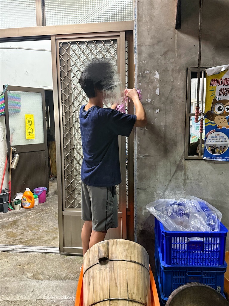 彰化鹿港｜筒仔米糕&當歸鴨麵線：沒招牌卻大排長龍的人氣小吃，筒仔米糕、當歸鴨麵線、鴨米血都很推薦 @果果愛Fruitlove