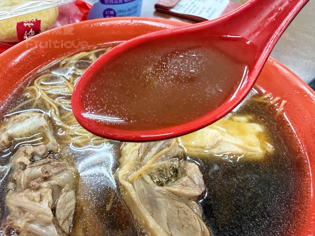 台中大甲當歸鴨｜正兄弟當歸鴨：鎮瀾宮旁飄香50年老字號美食，必吃當歸鴨麵線、豬腳麵線及限量鵝腿飯 @果果愛Fruitlove