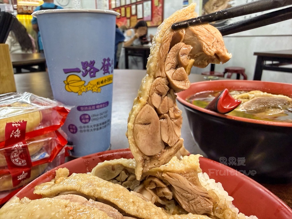 台中大甲當歸鴨｜正兄弟當歸鴨：鎮瀾宮旁飄香50年老字號美食，必吃當歸鴨麵線、豬腳麵線及限量鵝腿飯 @果果愛Fruitlove