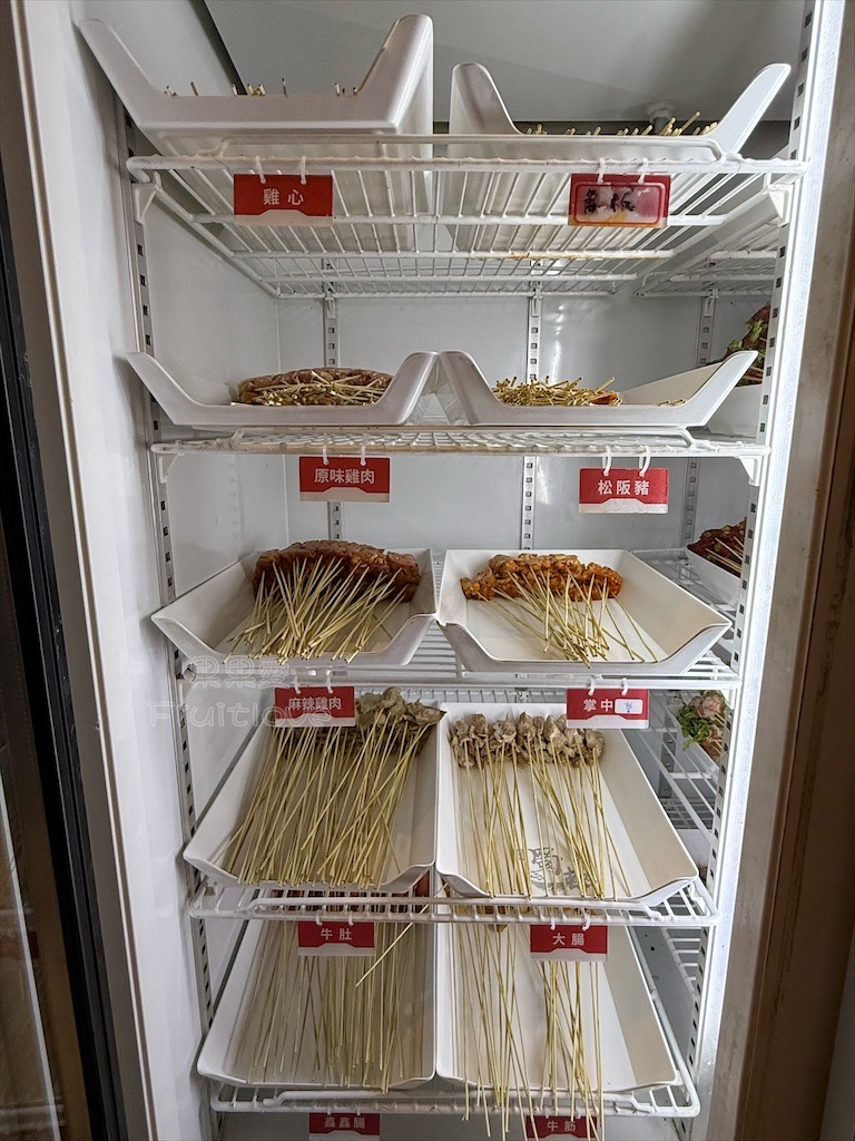 新竹串串香火鍋|蜀都串香麻辣火鍋(新竹北大總店): 每串12元!道地四川牛油麻辣鍋、白飯吃到飽免服務費 @果果愛Fruitlove 新竹串串香火鍋|蜀都串香麻辣火鍋(新竹北大總店): 每串12元!道地四川牛油麻辣鍋、白飯吃到飽免服務費 @果果愛Fruitlove