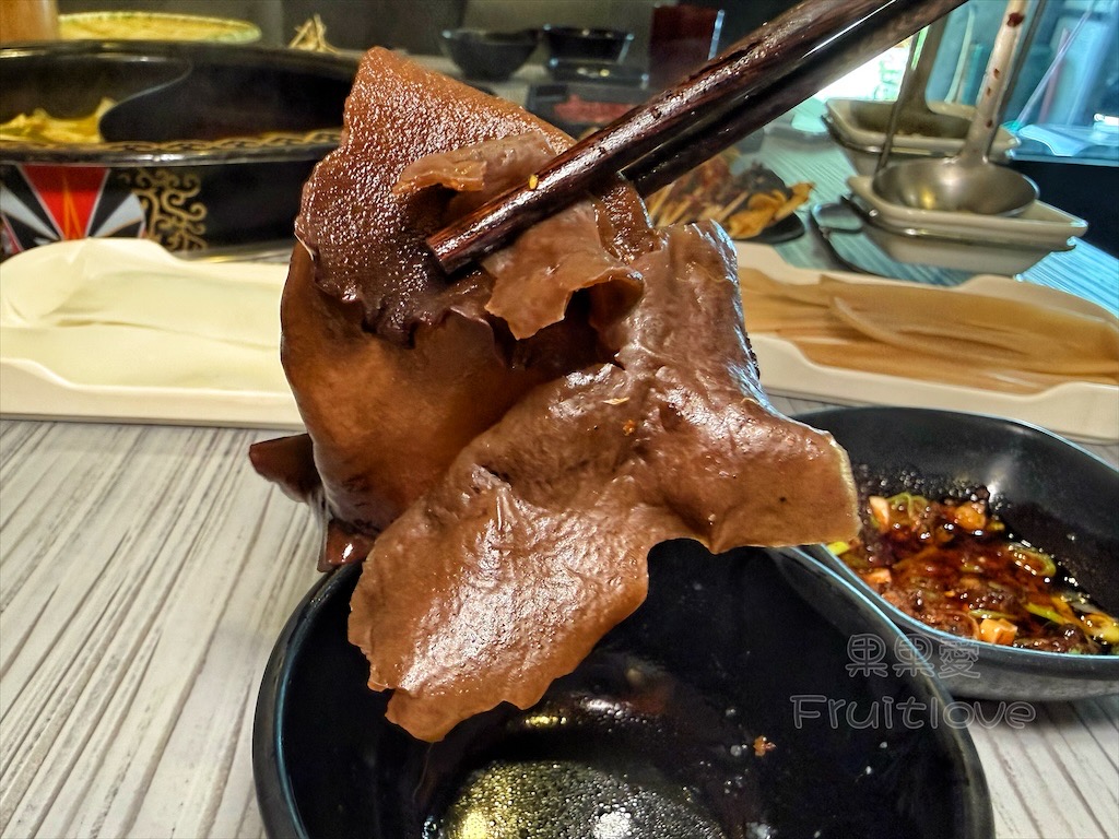 新竹串串香火鍋|蜀都串香麻辣火鍋(新竹北大總店): 每串12元!道地四川牛油麻辣鍋、白飯吃到飽免服務費 @果果愛Fruitlove 新竹串串香火鍋|蜀都串香麻辣火鍋(新竹北大總店): 每串12元!道地四川牛油麻辣鍋、白飯吃到飽免服務費 @果果愛Fruitlove