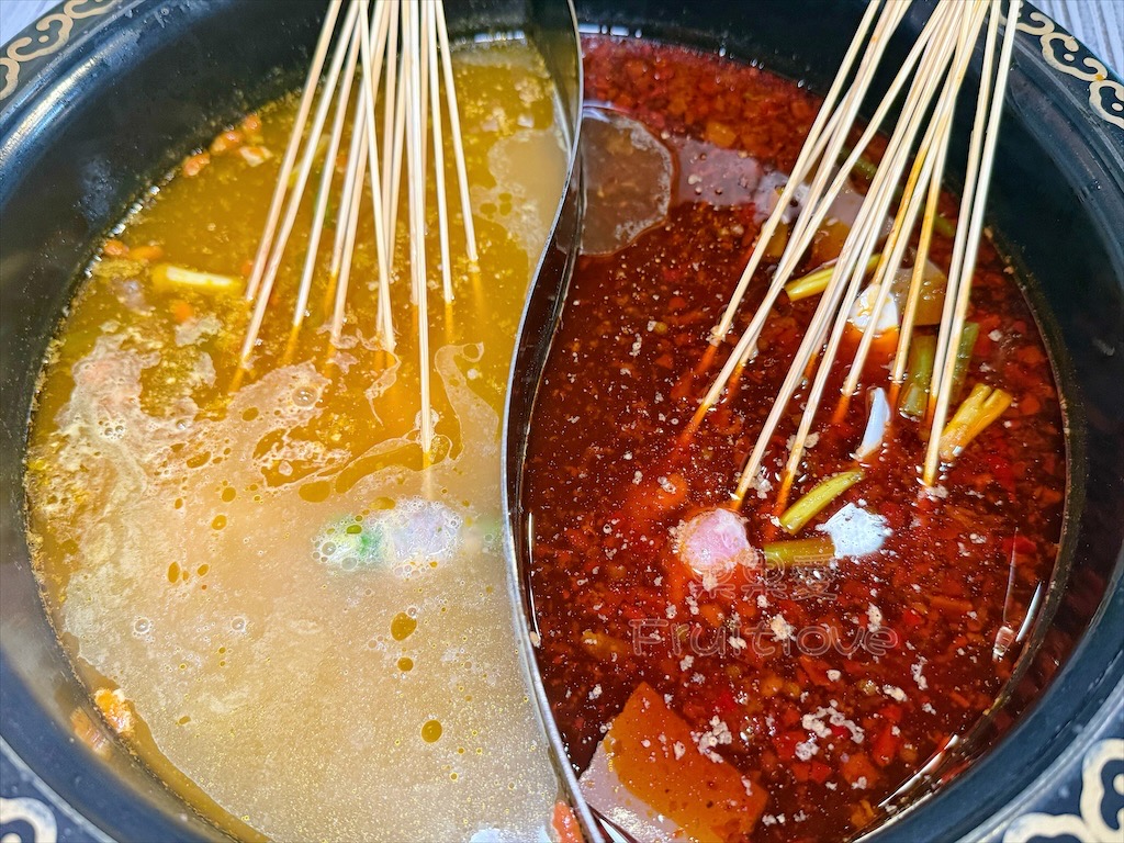 新竹串串香火鍋|蜀都串香麻辣火鍋(新竹北大總店): 每串12元!道地四川牛油麻辣鍋、白飯吃到飽免服務費 @果果愛Fruitlove 新竹串串香火鍋|蜀都串香麻辣火鍋(新竹北大總店): 每串12元!道地四川牛油麻辣鍋、白飯吃到飽免服務費 @果果愛Fruitlove