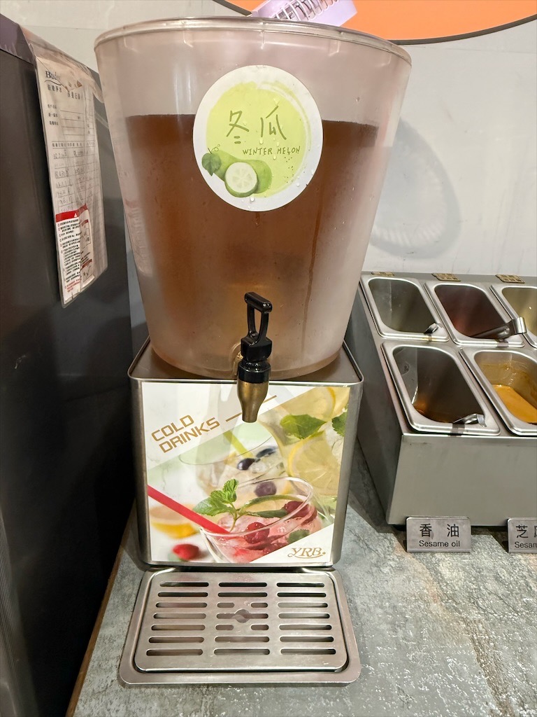 台中南屯｜蜀九品麻辣火鍋：道地四川麻辣鍋、串串香，推薦溫體牛、九宮格，寵物友善餐廳 @果果愛Fruitlove