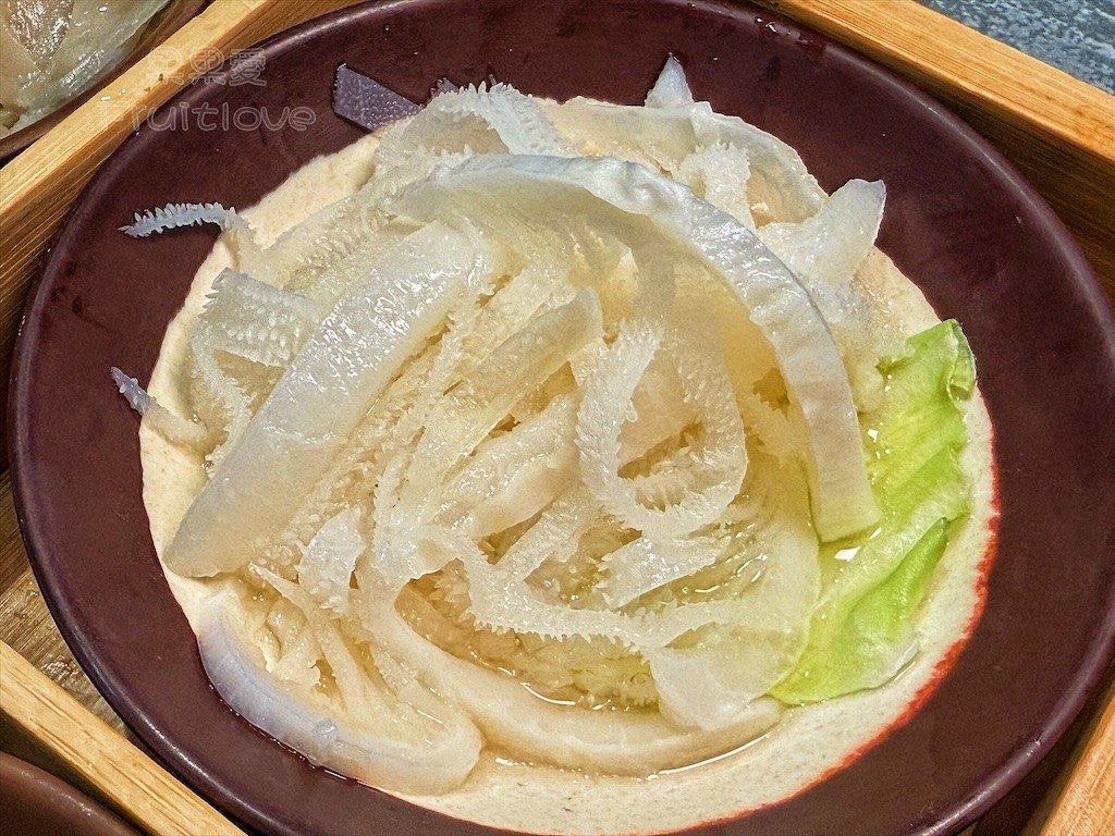 台中南屯｜蜀九品麻辣火鍋：道地四川麻辣鍋、串串香，推薦溫體牛、九宮格，寵物友善餐廳 @果果愛Fruitlove