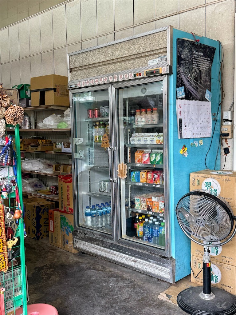 台中和平｜劉家白冷肉包：谷關必吃的50年老店，不只肉包好吃，連肉粽都很好吃 @果果愛Fruitlove