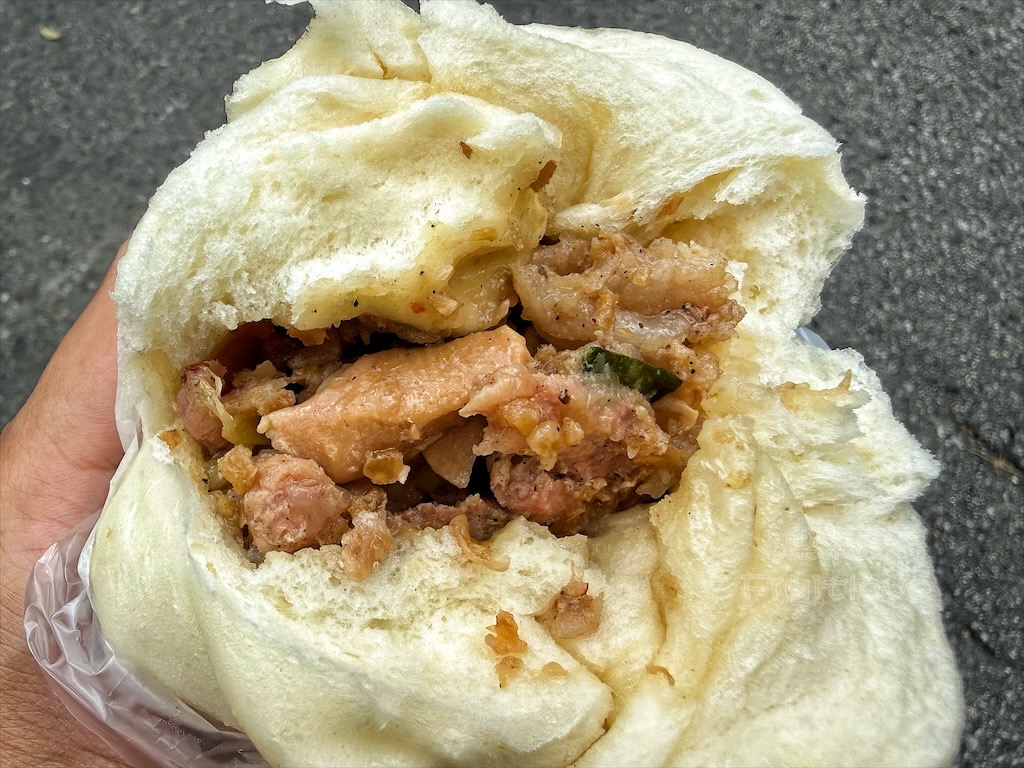 台中和平｜劉家白冷肉包：谷關必吃的50年老店，不只肉包好吃，連肉粽都很好吃 @果果愛Fruitlove