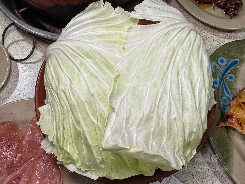 雲林斗六串燒|傳橙串燒炭火關東煮:隱藏在薑母鴨店裡的串燒,晚餐、宵夜、聚餐推薦,寵物友善 @果果愛Fruitlove 雲林斗六串燒|傳橙串燒炭火關東煮:隱藏在薑母鴨店裡的串燒,晚餐、宵夜、聚餐推薦,寵物友善 @果果愛Fruitlove