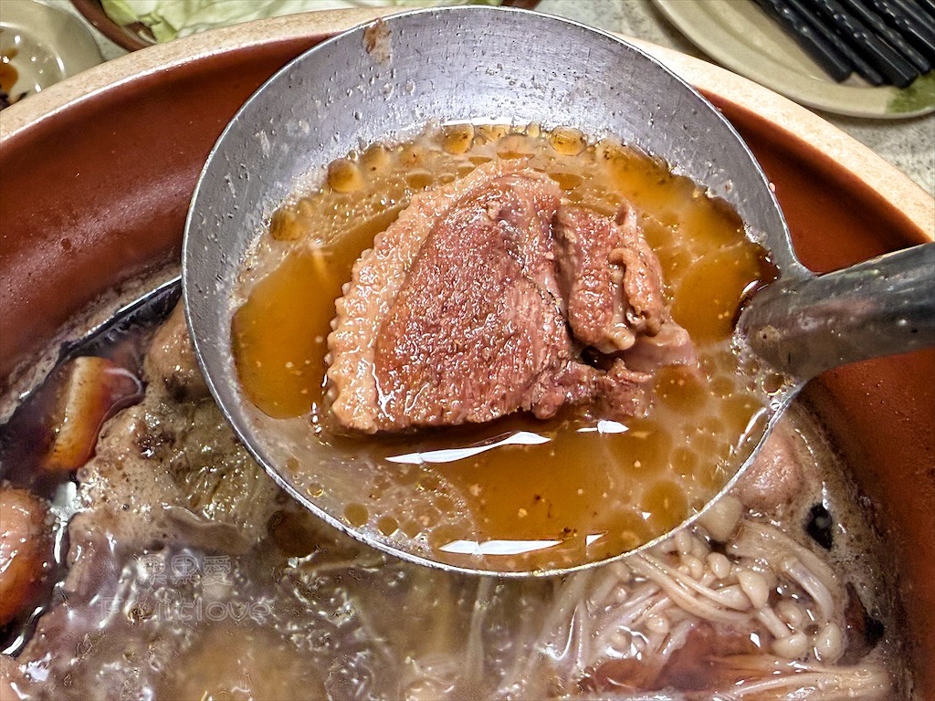 雲林斗六串燒|傳橙串燒炭火關東煮:隱藏在薑母鴨店裡的串燒,晚餐、宵夜、聚餐推薦,寵物友善 @果果愛Fruitlove 雲林斗六串燒|傳橙串燒炭火關東煮:隱藏在薑母鴨店裡的串燒,晚餐、宵夜、聚餐推薦,寵物友善 @果果愛Fruitlove