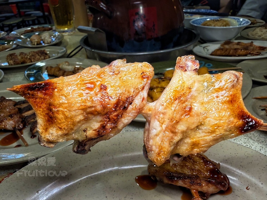 雲林斗六串燒|傳橙串燒炭火關東煮:隱藏在薑母鴨店裡的串燒,晚餐、宵夜、聚餐推薦,寵物友善 @果果愛Fruitlove 雲林斗六串燒|傳橙串燒炭火關東煮:隱藏在薑母鴨店裡的串燒,晚餐、宵夜、聚餐推薦,寵物友善 @果果愛Fruitlove
