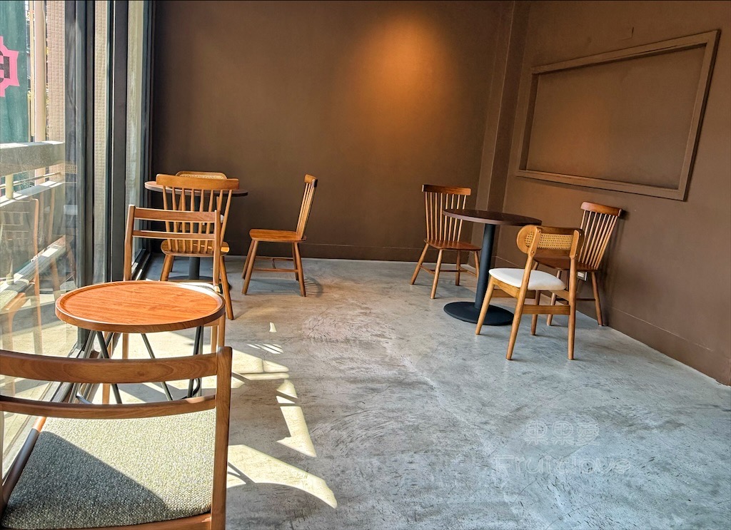 台中西區｜YICCI 一曲：審計新村旁質感曲奇餅乾專賣店，免費試吃、紅烏龍茶招待，伴手禮推薦 @果果愛Fruitlove