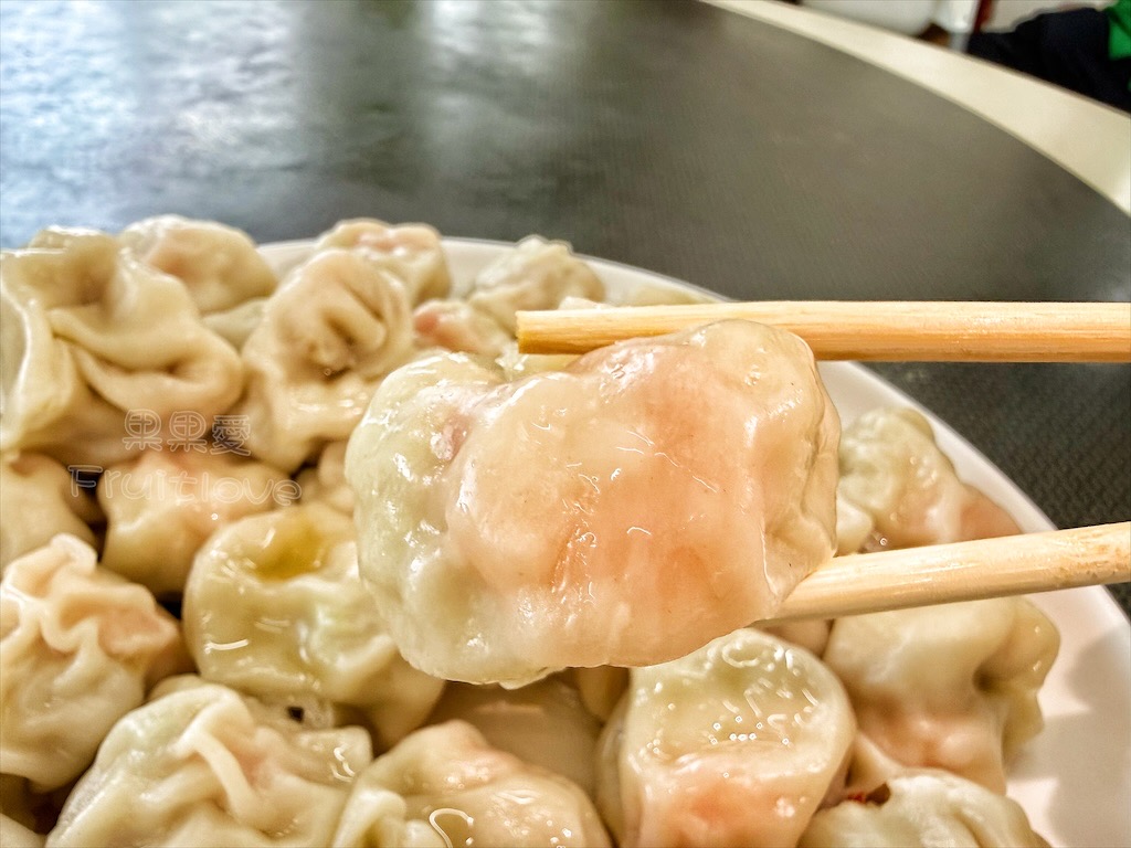 台中潭子水餃｜口福水餃：鄉間鐵皮屋超人氣水餃店，還有豐富熱炒、炒飯、湯品、雞湯與火鍋選擇 @果果愛Fruitlove