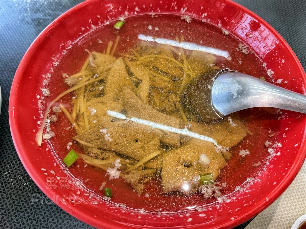 台中潭子水餃｜口福水餃：鄉間鐵皮屋超人氣水餃店，還有豐富熱炒、炒飯、湯品、雞湯與火鍋選擇 @果果愛Fruitlove