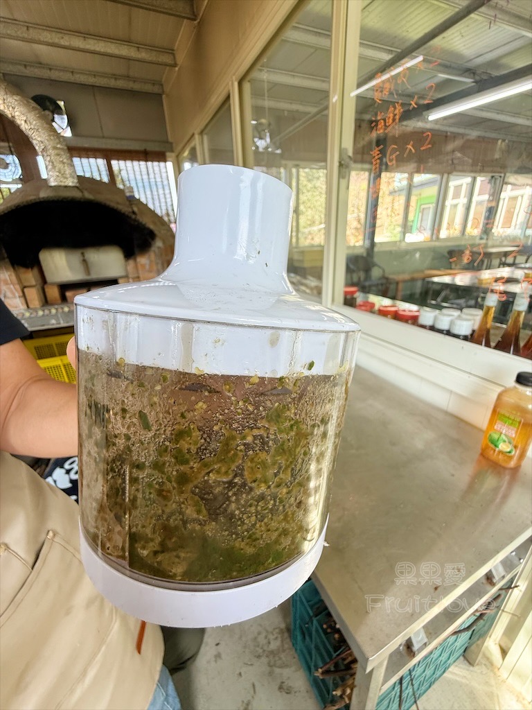 台中東勢｜爸娜娜窯烤披薩：預約包場手作窯烤披薩DIY、滑草場與山景大草皮，親子寵物友善農場推薦！ @果果愛Fruitlove