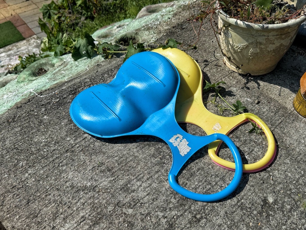 台中東勢｜爸娜娜窯烤披薩：預約包場手作窯烤披薩DIY、滑草場與山景大草皮，親子寵物友善農場推薦！ @果果愛Fruitlove
