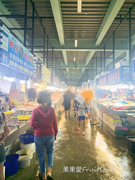 蚵仔寮(清)魚丸、海產粥⟩鮮甜好吃的鮮蝦，一盤100兩盤只要150元，還有超大盤的蚵仔煎-高雄梓官美食 @果果愛Fruitlove