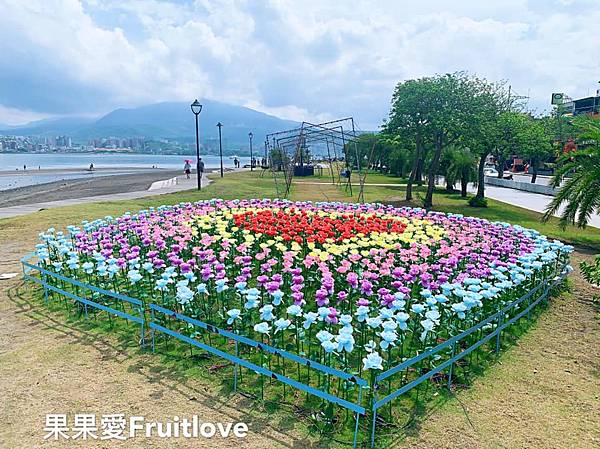 ２０２０邂逅八里左岸光雕展與沙雕展的浪漫愛情故事　活動時間０８／１６－１０／１９　漫步．騎乘．親子寵物友善　新北寵物旅遊景點 @果果愛Fruitlove