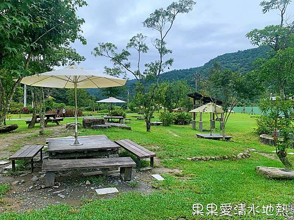 秋冬就想去的　清水地熱公園　現煮食材獨特的香氣與美味讓人難忘　再到天送埤車站搭乘小火車　悠遊在鐵道與田野旁　親子寵物友善　　清水地熱上集 @果果愛Fruitlove