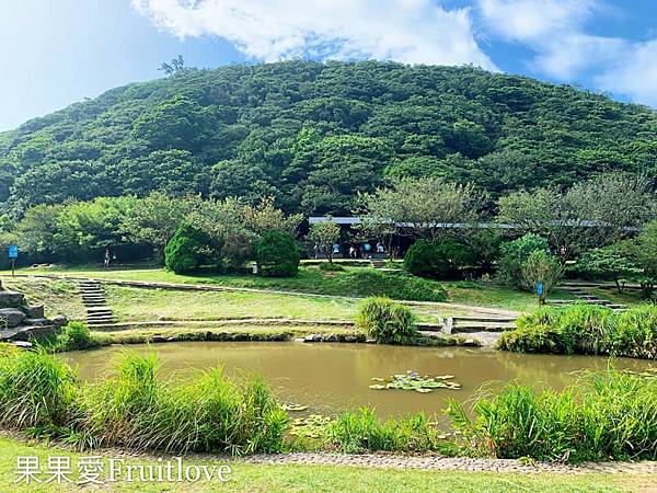 二子坪步道|陽明山最輕鬆的森林步道，二子坪遊客服務站，美景如畫，輕鬆就可以享受芬多精 @果果愛Fruitlove