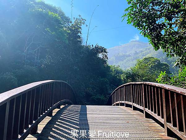 圓潭生態園區⟩嘉義梅山景點/寵物友善景點-欣賞台灣中海拔溪谷地形的最棒的地點，輕鬆就可以享受芬多精 @果果愛Fruitlove