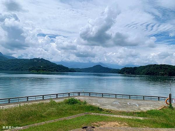 涵碧步道⟩南投魚池景點，漫步詩意的輕鬆森林步道，欣賞每次蜿蜒後的不同景緻，享受心靈的沉澱、放鬆、充電-南投日月潭景點/寵物友善 @果果愛Fruitlove