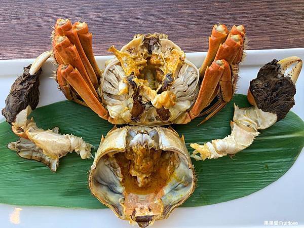 養蟹人家⟩季節限定蟹季才開放！在美麗的落羽松庭園，享受大閘蟹飽滿的蟹黃-苗栗南庄美食/寵物友善景觀餐廳 @果果愛Fruitlove