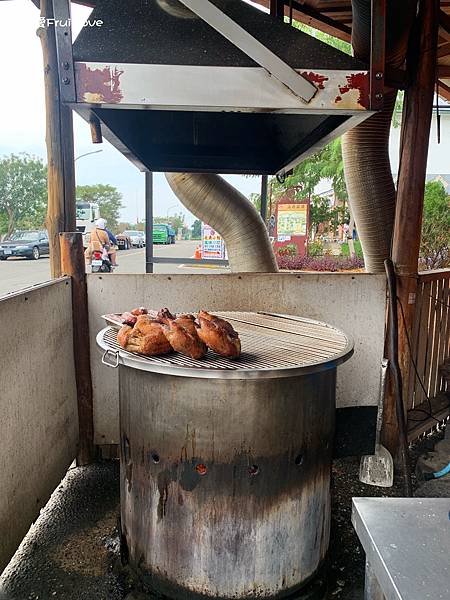 嘉義逐鹿市集｜逐鹿部落藝術村－高粱姊姊原木烤肉　嘉義寵物友善餐廳 @果果愛Fruitlove