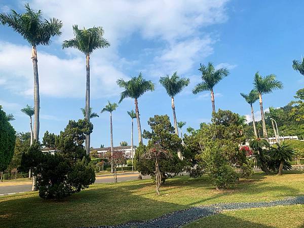 南投景點-親情公園樹下乘涼、野餐、玩耍，增進親子感情的好地方 @果果愛Fruitlove