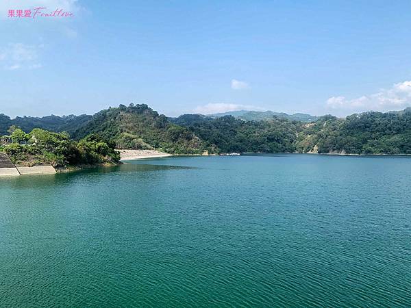 苗栗三義景點-鯉魚潭水庫湖光山色，令人心曠神怡，目睹鋸齒堰的壯觀 • 免費景點 @果果愛Fruitlove